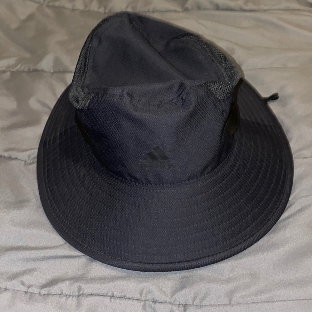 Adidas Bucket hat